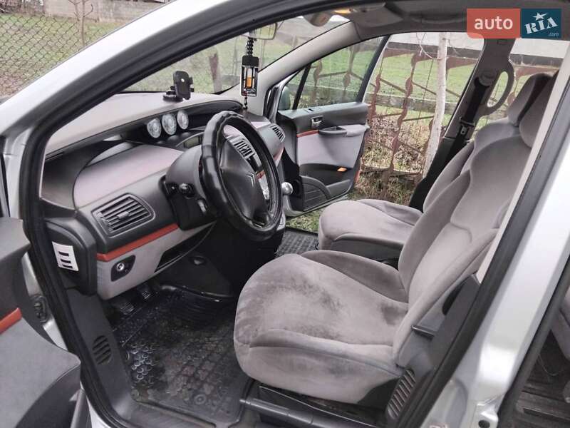 Минивэн Citroen C8 2005 в Сарнах