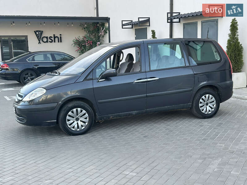 Мінівен Citroen C8 2003 в Рівному