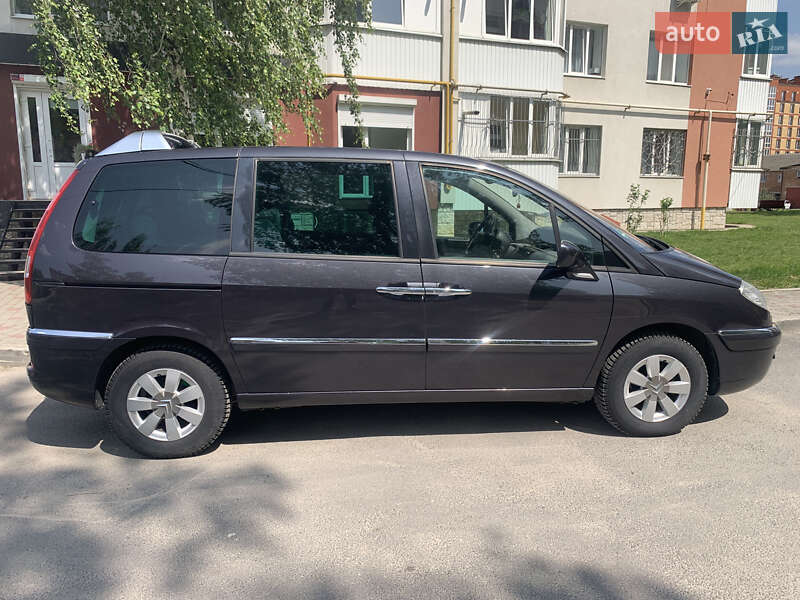 Минивэн Citroen C8 2009 в Тернополе