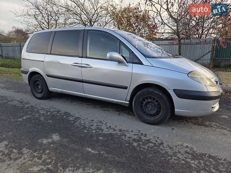 Минивэн Citroen C8 2003 в Ужгороде