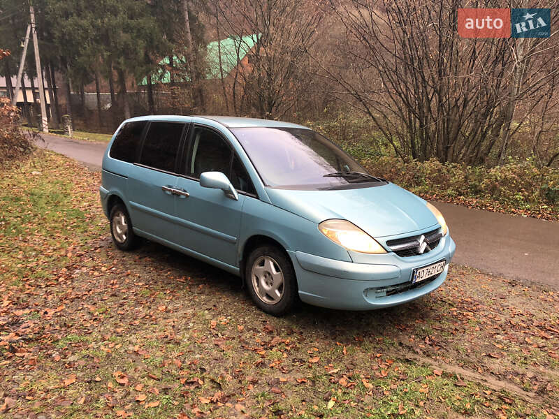 Мінівен Citroen C8 2002 в Тячеві