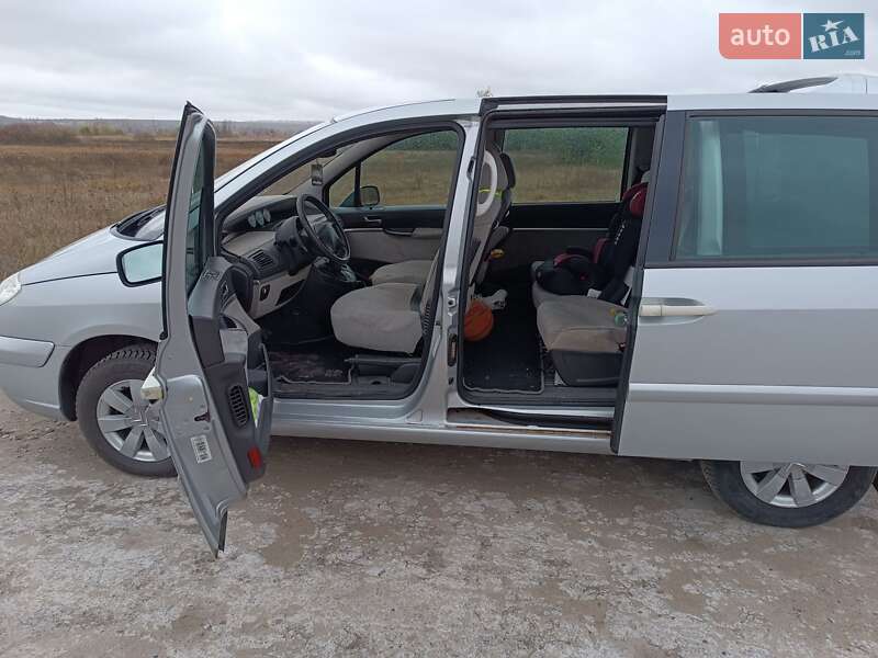 Минивэн Citroen C8 2003 в Харькове