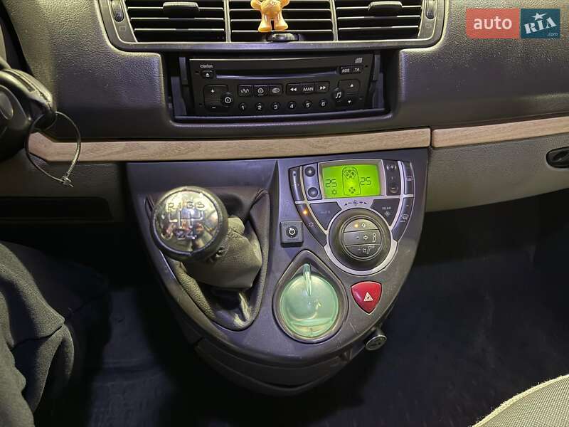 Минивэн Citroen C8 2003 в Одессе