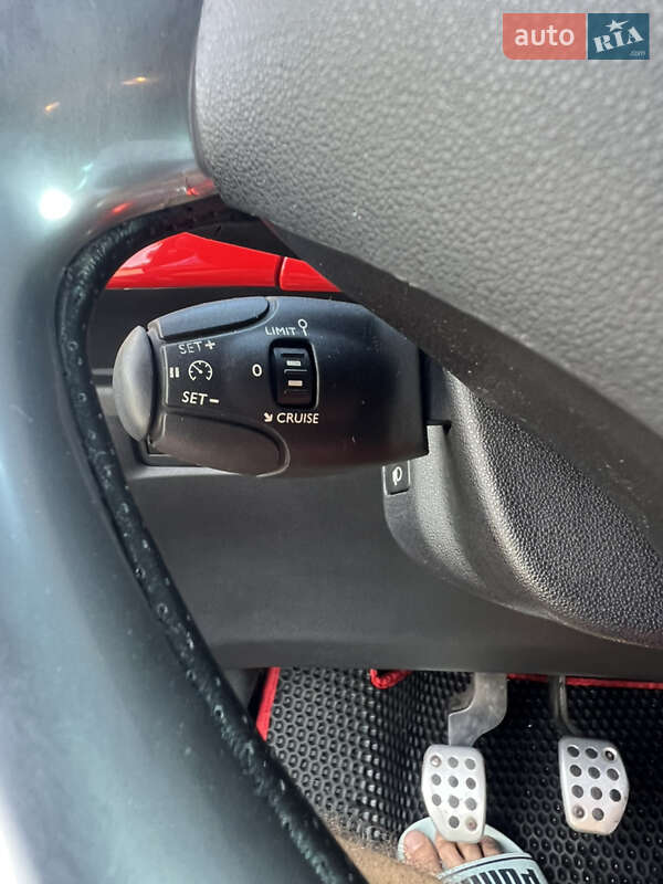 Хетчбек Citroen DS3 2010 в Кам'янському