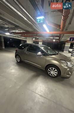 Хетчбек Citroen DS3 2010 в 