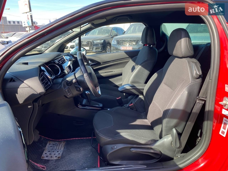Хэтчбек Citroen DS3 2011 в Львове
