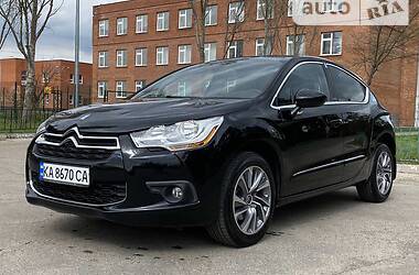 Хэтчбек Citroen DS4 2012 в Киеве