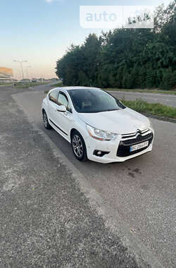 Хетчбек Citroen DS4 2011 в Львові