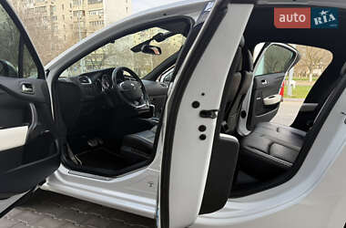 Хэтчбек Citroen DS4 2012 в 