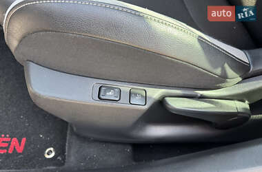 Хэтчбек Citroen DS4 2015 в 