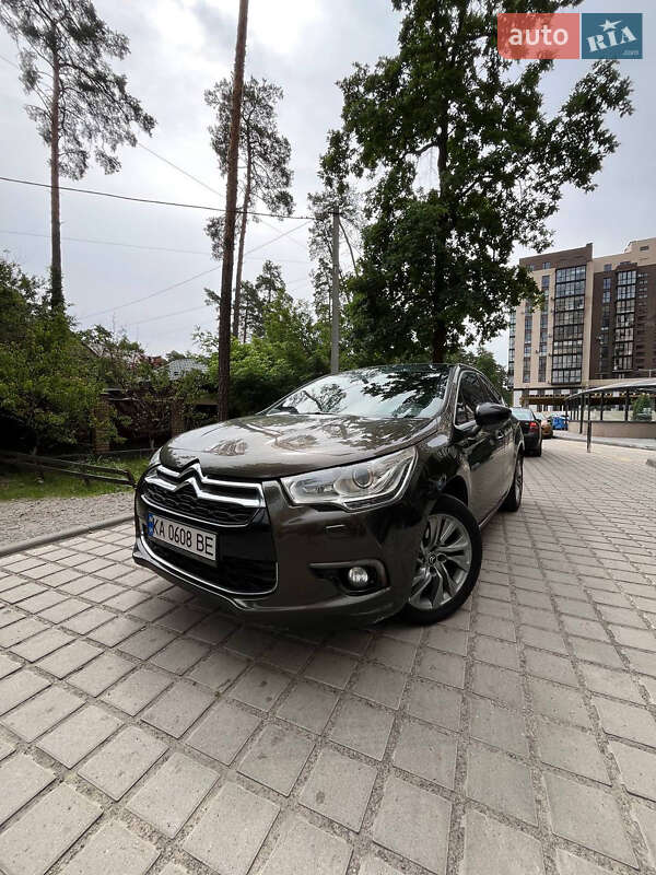 Citroen DS4 2011