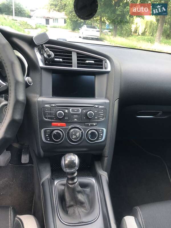 Хэтчбек Citroen DS4 2014 в Чернигове фото 6 Хэтчбек Citroen DS4 2014 в Чернигове