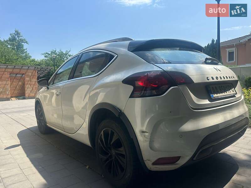 Хэтчбек Citroen DS4 2016 в Киеве