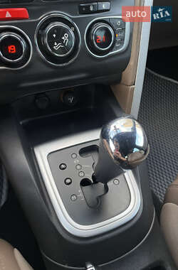 Хэтчбек Citroen DS4 2012 в 