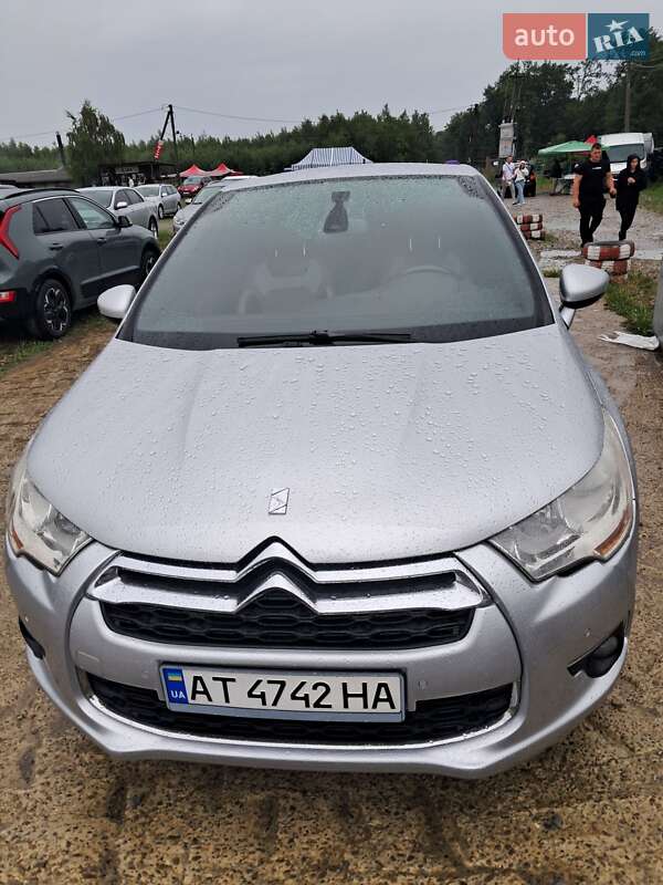 Citroen DS4 2011