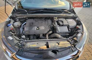 Хэтчбек Citroen DS4 2016 в 