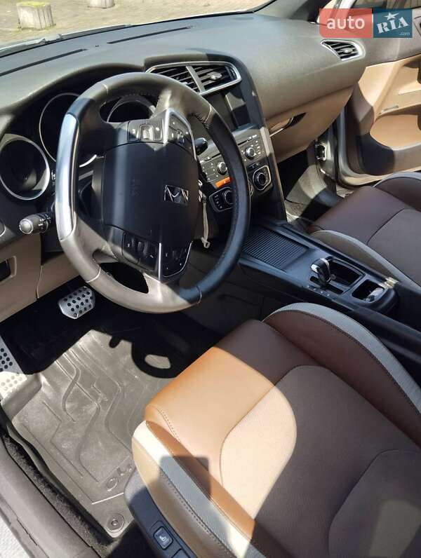 Хэтчбек Citroen DS4 2011 в Ивано-Франковске фото 14 Хэтчбек Citroen DS4 2011 в Ивано-Франковске