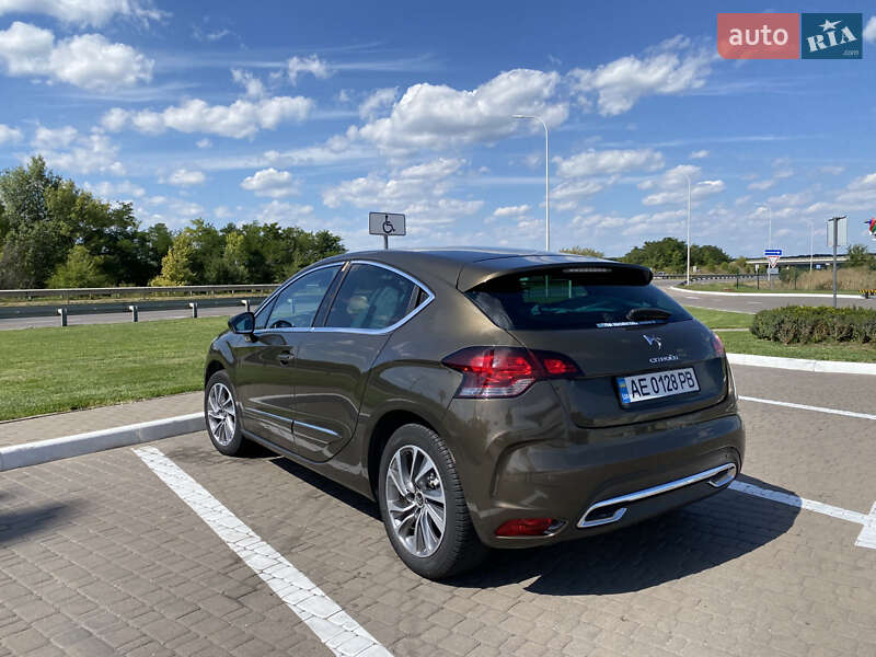 Хэтчбек Citroen DS4 2013 в Киеве