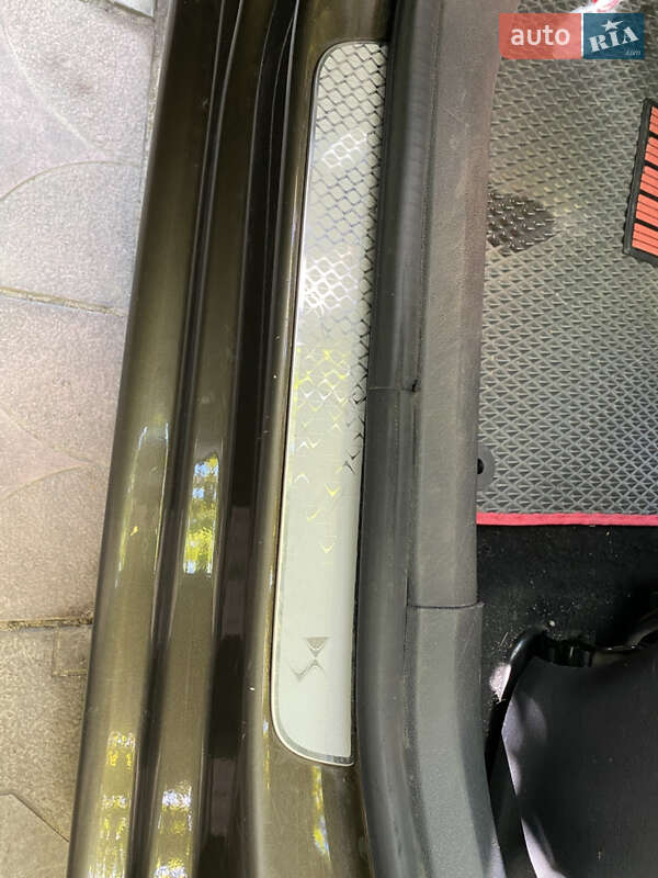 Хэтчбек Citroen DS4 2013 в Киеве