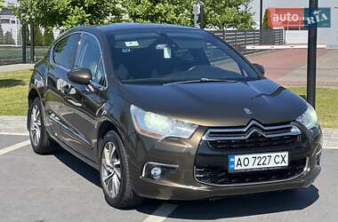 Хэтчбек Citroen DS4 2012 в 