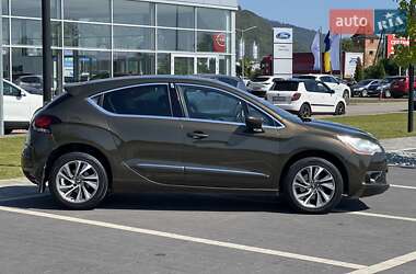 Хэтчбек Citroen DS4 2012 в 