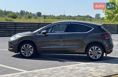 Хэтчбек Citroen DS4 2012 в 