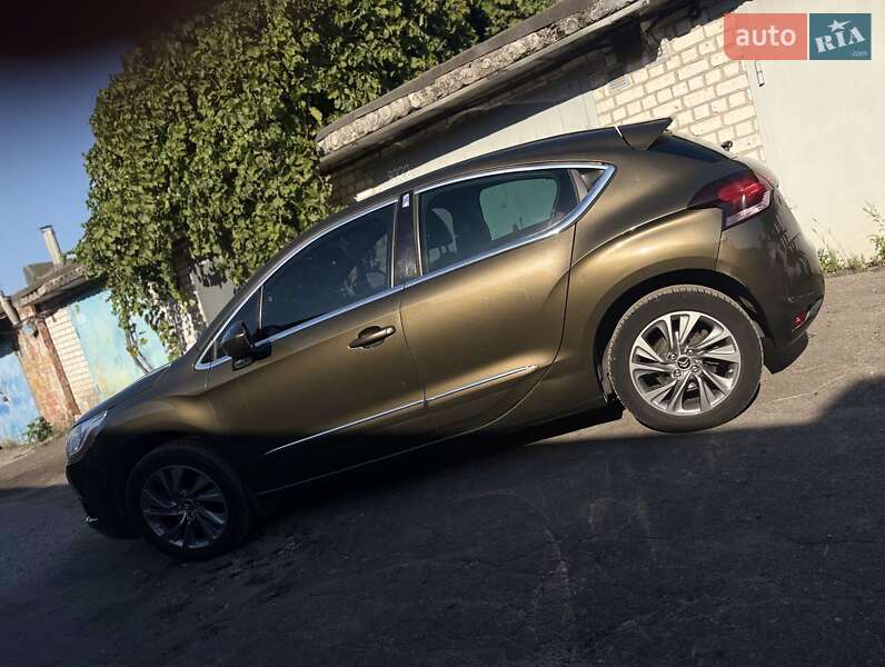 Хэтчбек Citroen DS4 2012 в Днепре