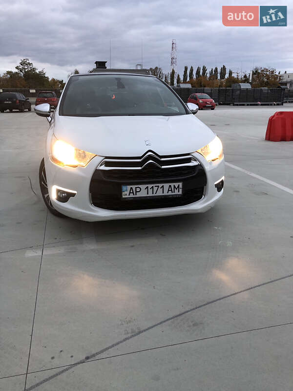 Хетчбек Citroen DS4 2014 в Києві