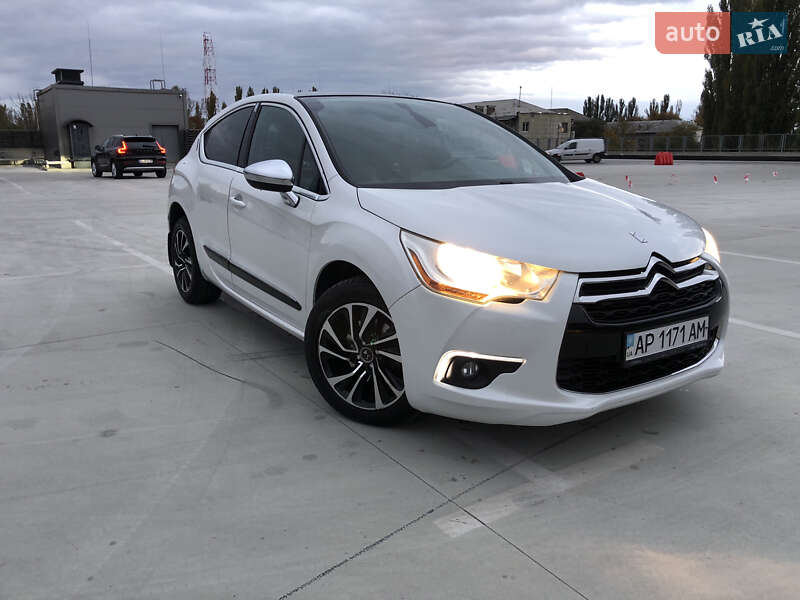 Хетчбек Citroen DS4 2014 в Києві