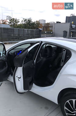 Хетчбек Citroen DS4 2014 в  фото 44 Хетчбек Citroen DS4 2014 в