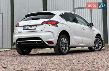 Хэтчбек Citroen DS4 2011 в 