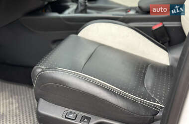 Хэтчбек Citroen DS4 2011 в 