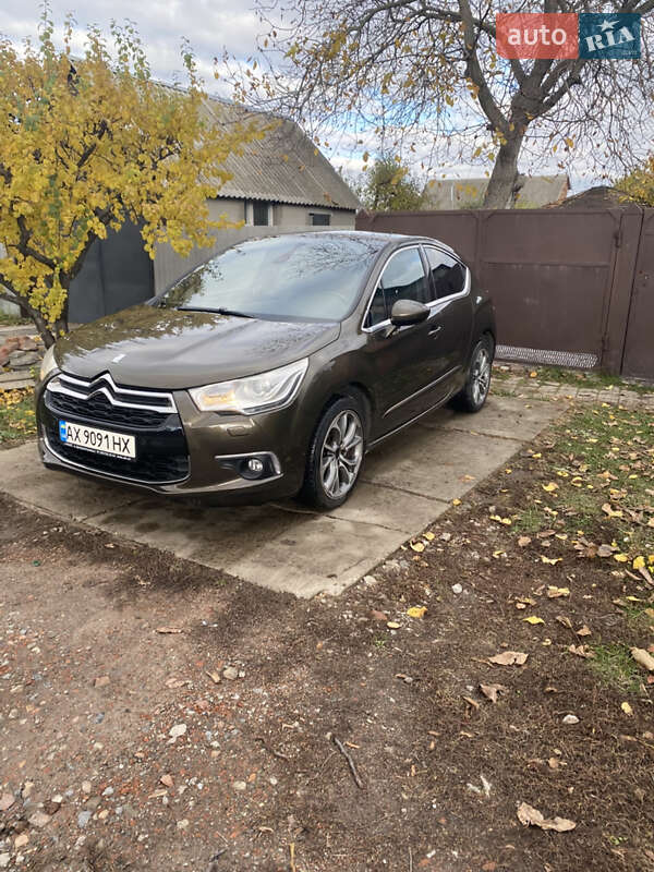 Хэтчбек Citroen DS4 2012 в Краснограде фото 3 Хэтчбек Citroen DS4 2012 в Краснограде