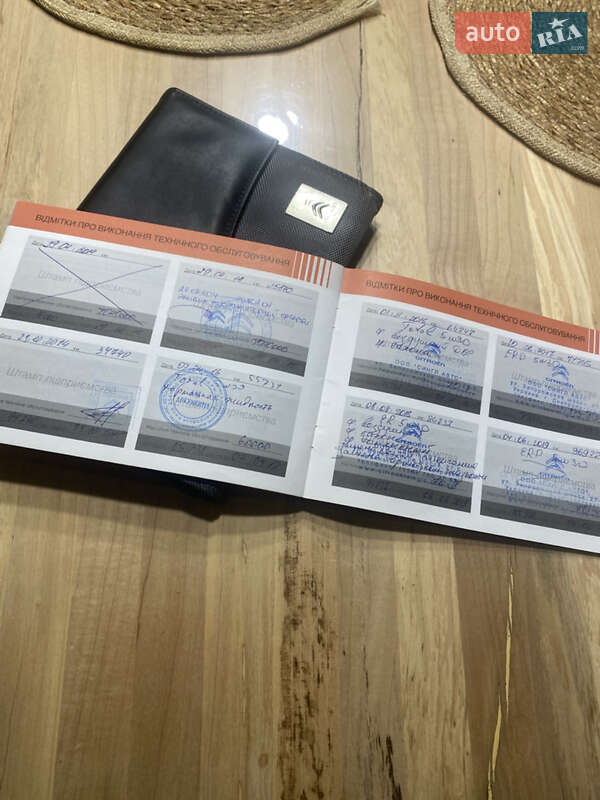 Хетчбек Citroen DS4 2012 в Краснограді