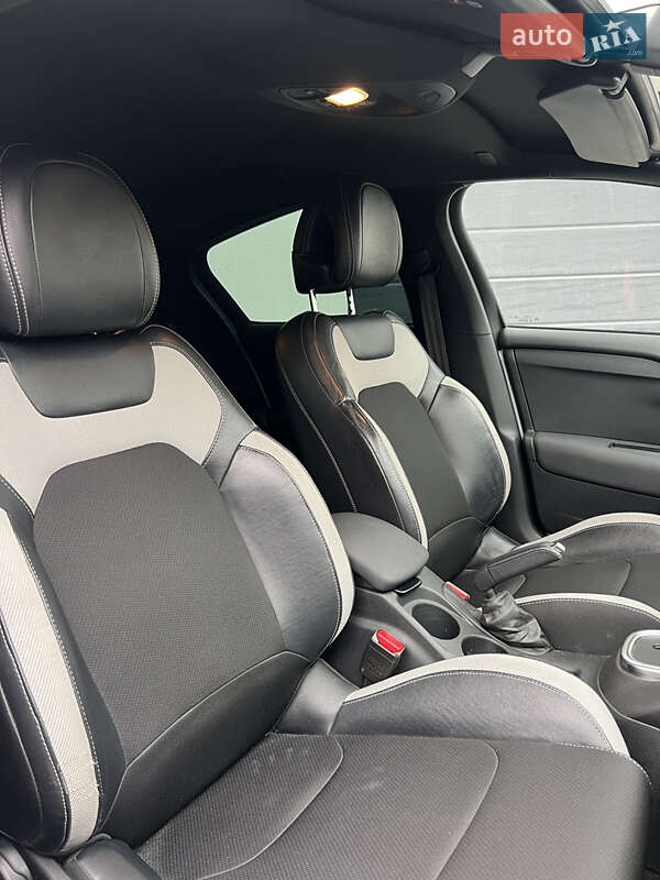 Хэтчбек Citroen DS4 2013 в Львове