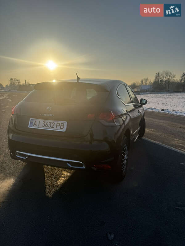 Хэтчбек Citroen DS4 2012 в Ромнах