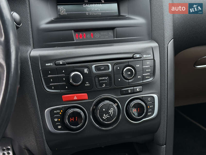 Хетчбек Citroen DS4 2012 в Стрию