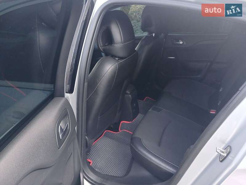 Хэтчбек Citroen DS4 2011 в Львове