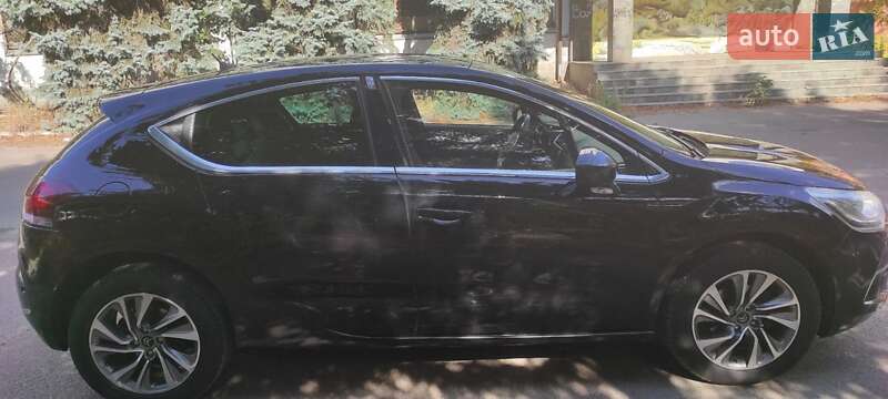 Хетчбек Citroen DS4 2012 в Черкасах