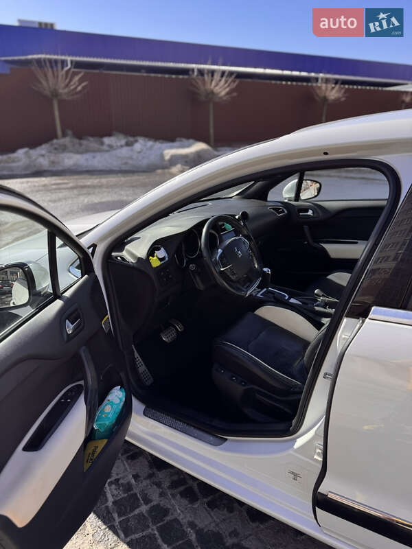 Хетчбек Citroen DS4 2013 в Умані фото 20 Хетчбек Citroen DS4 2013 в Умані