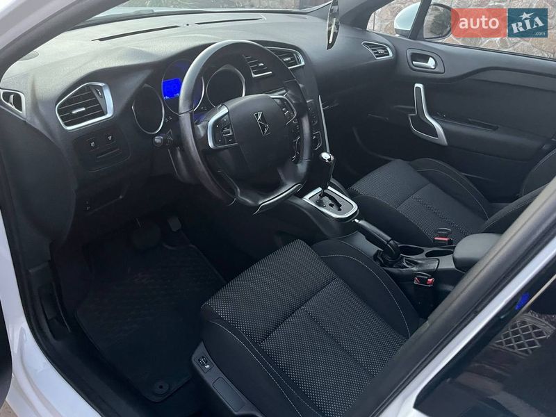 Хэтчбек Citroen DS4 2013 в Первомайске