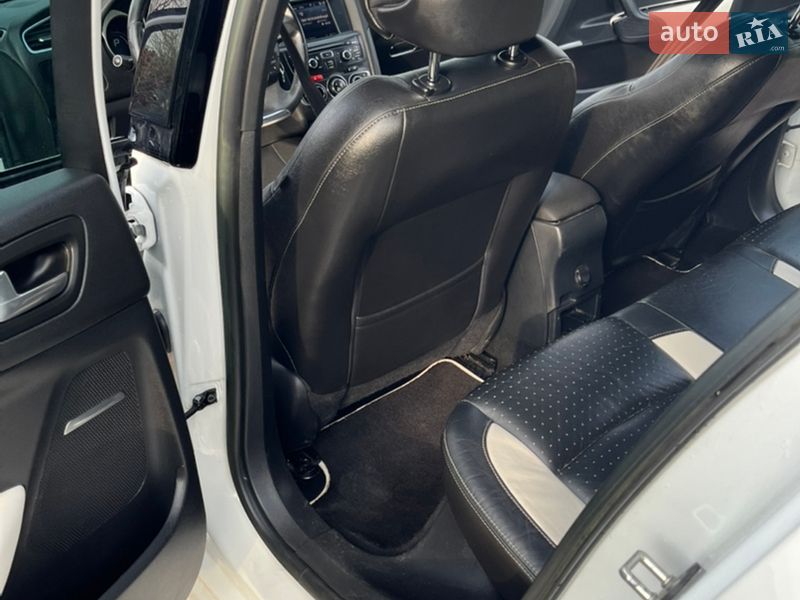 Хэтчбек Citroen DS4 2013 в Львове