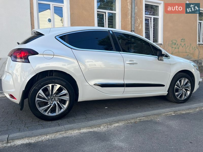 Хэтчбек Citroen DS4 2013 в Стрые