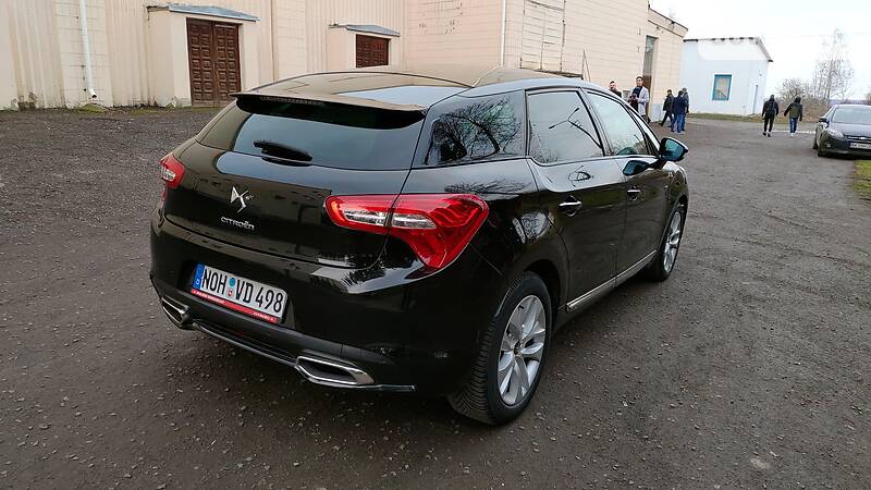 Хетчбек Citroen DS5 2014 в Дубні