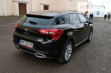 Хэтчбек Citroen DS5 2014 в 