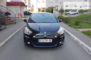 Хетчбек Citroen DS5 2012 в  фото 3 Хетчбек Citroen DS5 2012 в