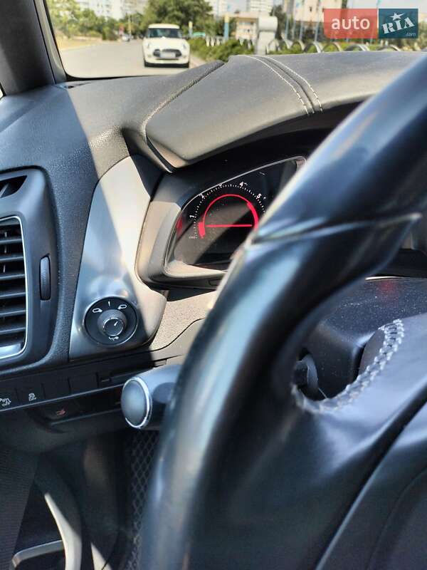 Хэтчбек Citroen DS5 2013 в Южном фото 10 Хэтчбек Citroen DS5 2013 в Южном