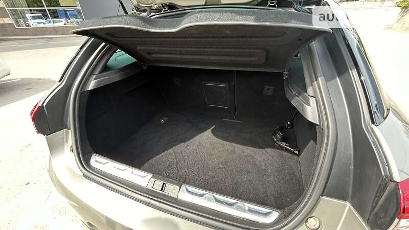 Хэтчбек Citroen DS5 2013 в Тернополе фото 29 Хэтчбек Citroen DS5 2013 в Тернополе