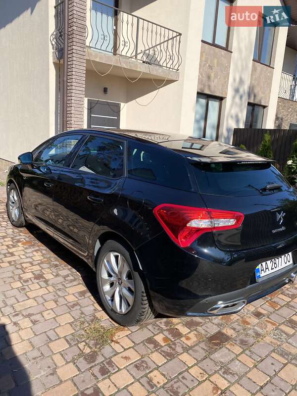 Хетчбек Citroen DS5 2014 в Києві