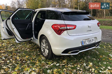 Хетчбек Citroen DS5 2013 в 